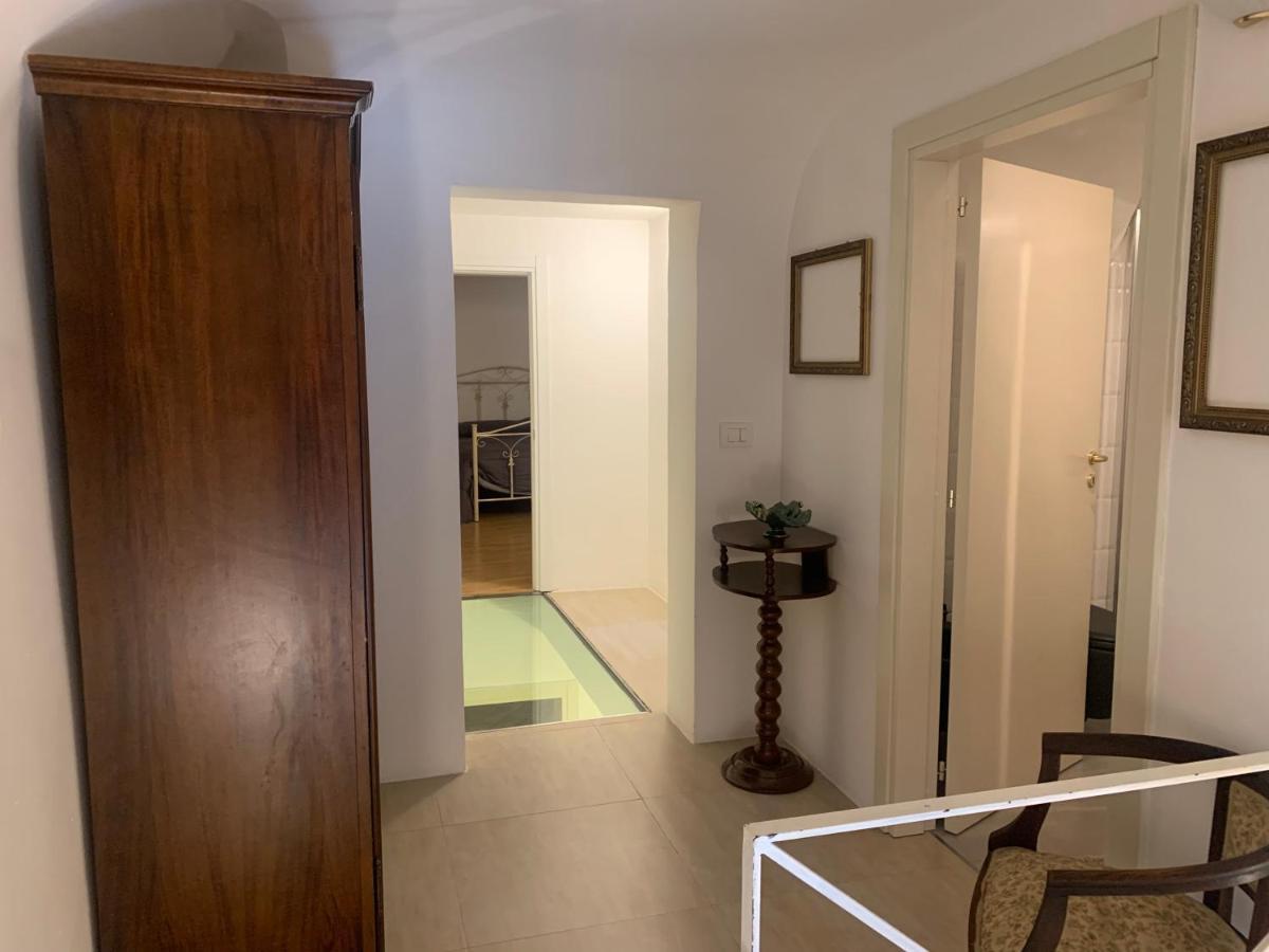 דירות לצ'ה La Casa Di Stefania 2 Centro Storico מראה חיצוני תמונה